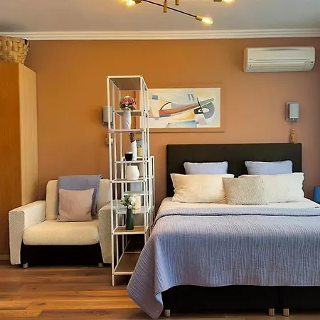 Apartment Emerald Breeze In Emerald