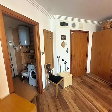 Apartment Emerald Breeze In Emerald